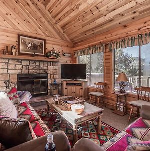 Breakaway Cabin, 3 Bedrooms, Sleeps 6, Pets Welcome, Wood Fireplace photos Exterior