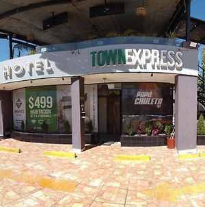 Hotel Town Express photos Exterior