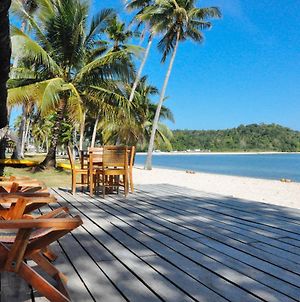 Reddoorz @ Ticao Island Resort Masbate photos Exterior
