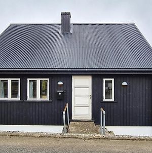 House In Hvalvik photos Exterior