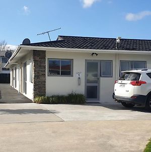 Rose Apartments Central Rotorua- Accommodation & Private Spa photos Exterior