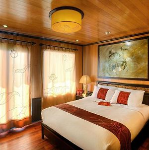 Indochina Sails Cruise photos Room