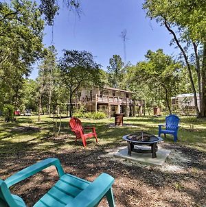 1 Half Acre Obrien Home With Fire Pit - Near River! photos Exterior