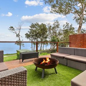 Budgewoi Lake Front Oasis - Large Groups Welcome photos Exterior