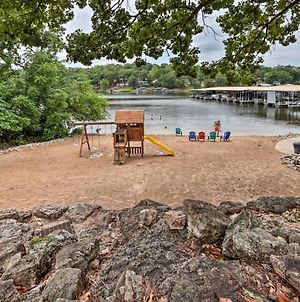 Lake Of The Ozarks Home With Balcony And Grill! photos Exterior
