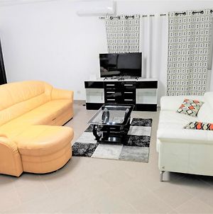Bel Appart 3 Chambres Salon Fidjrosse Plage Cotonou photos Exterior