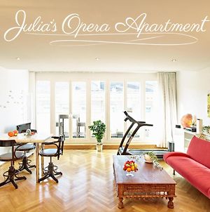 Julia'S Opera Apartment photos Exterior