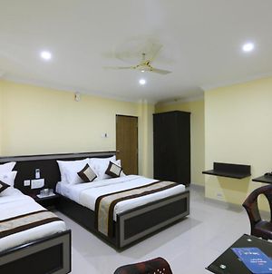Madrasi Airport Hotel - Salbala photos Exterior