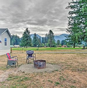 Woodsy Packwood Haven With Golf Course Access! photos Exterior