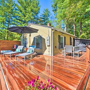 Central Berkshires Cottage With Hot Tub And Fire Pit! photos Exterior