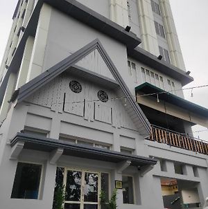 Batiqa Hotel Darmo - Surabaya photos Exterior