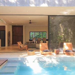 Elegant Boho Style Villa Jungle Views In Rooftop Deck & Outstanding Raw Pool In Holistika photos Exterior