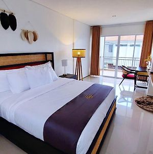 Savanna Villa Bali - Cozy & Quite 3 Bedroom Villa In Jimbaran photos Exterior