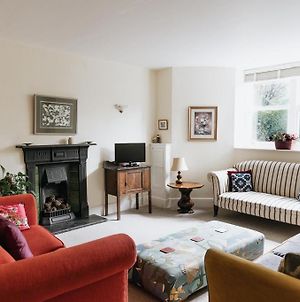 Sunnyside Apartment, Spacious 2 Bedroom Accommodation Located In Kendal, Cumbria photos Exterior