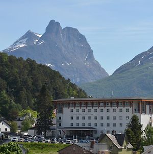 Grand Hotel - By Classic Norway Hotels photos Exterior