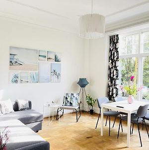 Aday - Aalborg Mansion - Big Apartment With Garden photos Exterior