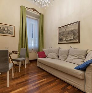 Piazza Farnese & Campo De' Fiori Cozy Apartment photos Exterior