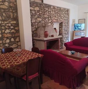 Cozy Countryside Apartment In Dorio, Messenia photos Exterior