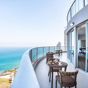 Ramada Hotel & Suites By Wyndham Netanya photos Exterior