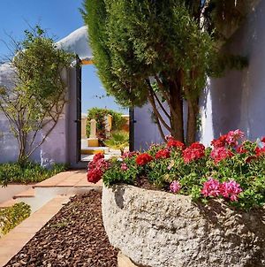 Impeccable 6-Bed Villa In Malaga photos Exterior