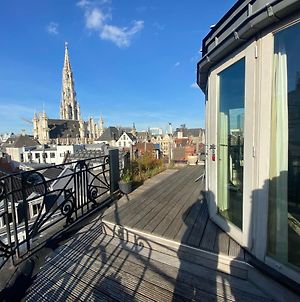 Spacious Penthouse With An Amazing Terrasse In Grand Place photos Exterior