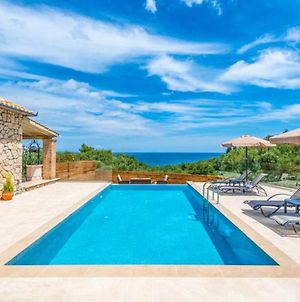 Villa Marathonisi With Private Pool photos Exterior