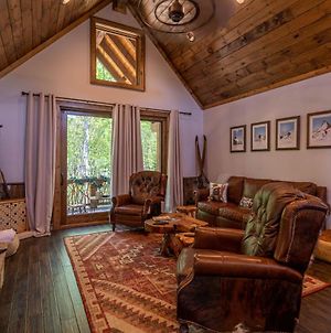 Winterfell Lodge At Eagles Nest - New Listing With A Creek And Firepit! photos Exterior