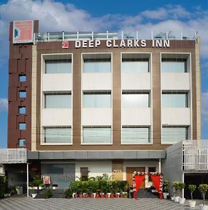 Hotel Deep Clarks Inn Lucknow photos Exterior