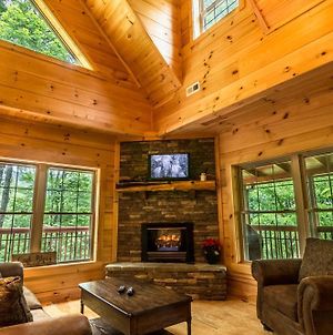 Deer Run - Hot Tub, Pet Friendly, Wooded, Lots Of Privacy! photos Exterior