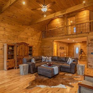 Signature Ridge Lodge - Beautiful Cabin Between Banner Elk And Valle Crucis Game Room Downstairs! photos Exterior