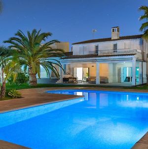 Luxury Villa Premium Salinas photos Exterior