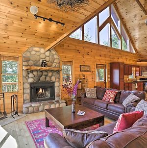 Picture-Perfect Blue Ridge Cabin With Hot Tub! photos Exterior