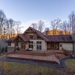 The Lodge At Twin Rivers - Beautiful Estate In Boone, Game Room, Privacy, Large Master Suite! photos Exterior