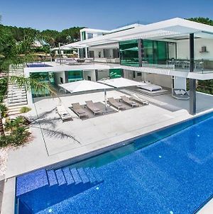Villa In Quinta Do Lago Sleeps 12 Includes Swimming Pool Air Con And Wifi 4 photos Exterior