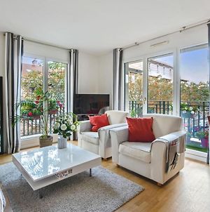 Character Flat With Terrace Close To Eiffel Tower In Paris - Welkeys photos Exterior