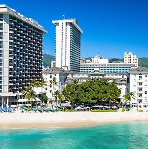 Moana Surfrider, A Westin Resort & Spa, Waikiki Beach photos Exterior