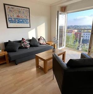 Spacious Apartment With Views And Close To Town Centre photos Exterior
