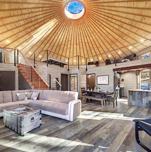 Shenandoah Yurt: Hot Tub~Wood Stove~Wifi~Evcharger photos Exterior
