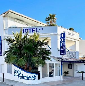 Hotel Les Palmiers En Camargue photos Exterior