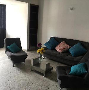 Comodo Apartamento Amoblado En La Mejor Zona De Medellin photos Exterior