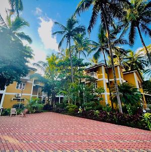 Lushy Days Palm Beach Resort Goa photos Exterior