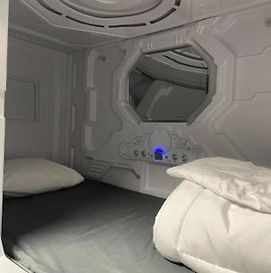 Sleep Out Of This World In Pods For 1 Near Skiing photos Exterior