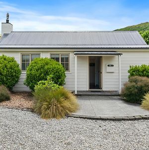 Gold Rush Cottage - Arrowtown Holiday Home photos Exterior