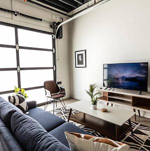 Amazing 1Br Loft Located Downtown photos Exterior