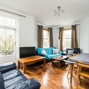 Lovely 3Bd Home Stamford Hill West, London photos Exterior