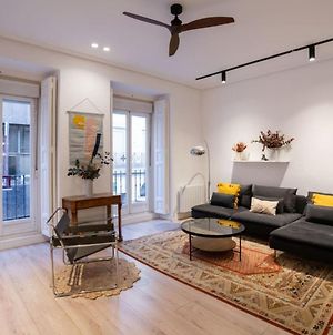Stylish 2 Bedroom Apartment In The Heart Of Madrid photos Exterior