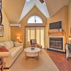 Townhome With Fireplace - Walk To Chairlift! photos Exterior