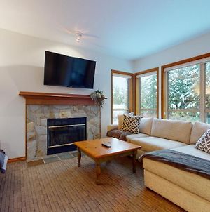 Ski In And Ski Out 2Br Condo With Hot Tub By Harmony Whistler Vacations photos Exterior
