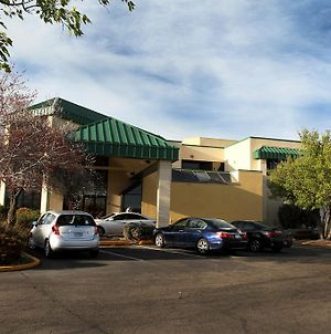 Quality Inn & Suites Fort Collins photos Exterior