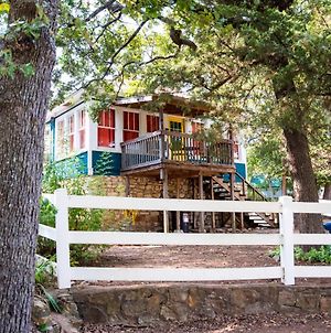 The Bluebird Cottage Style Cabin With Hot Tub Near Turner Falls And Casinos photos Exterior